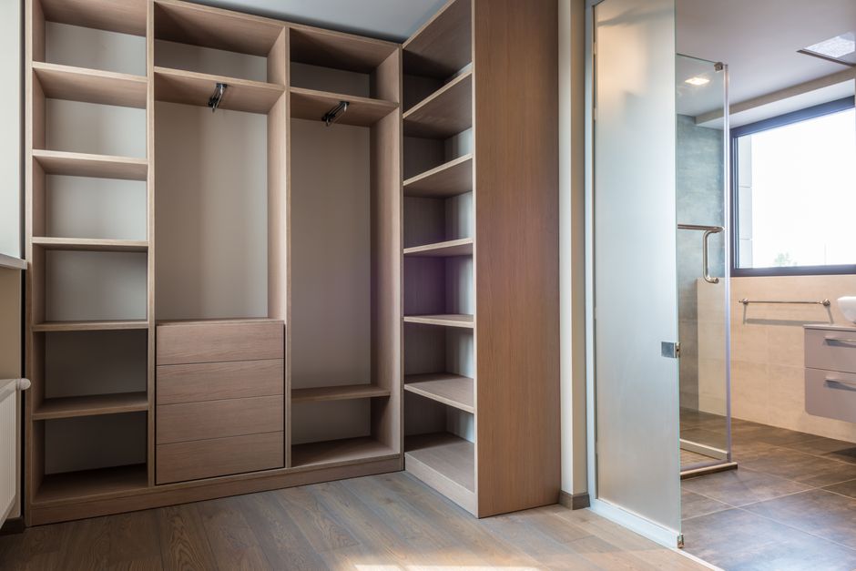 Custom walk in closet doors and organization